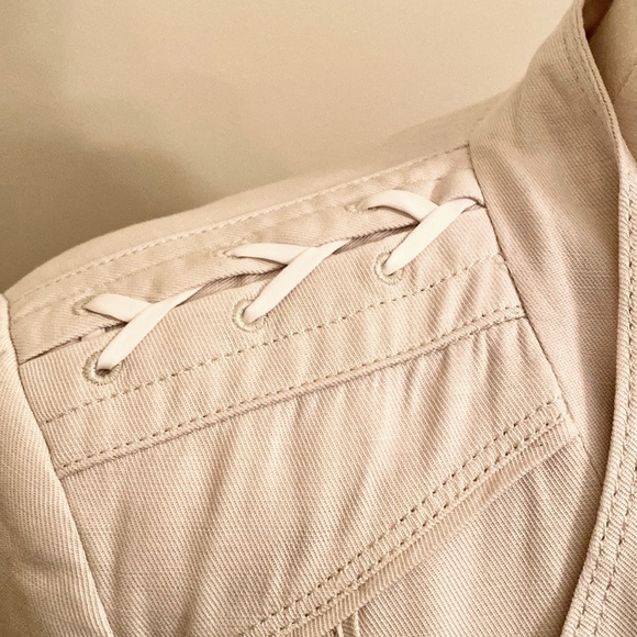 White House Black Market Cream Long Sleeve Criss Cross Open Moto Jacket Size 12 - Picture 4 of 14